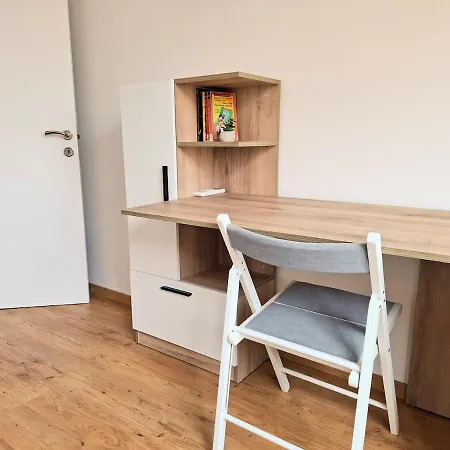 Bella Mare 2br شقة فارنا